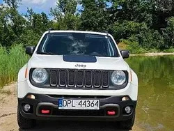 Biały Używany 2018 Jeep Renegade Trailhawk SUV | 69 900 zł (Uczciwa cena)