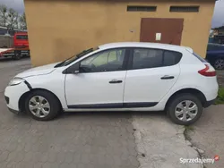 Biały Używany 2012 Renault Mégane III Hatchback | 5900 zł