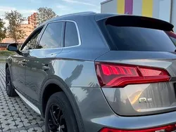 Szary Używany 2019 Audi Q5 Premium SUV | 112 500 zł (Dość drogi)