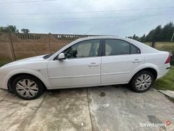 Używany 2004 Ford Mondeo Hatchback | 2000 zł