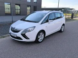 Biały Używany 2016 Opel Zafira Minivan | 27 900 zł (Dobra cena)