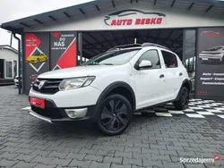 Biały Używany 2014 Dacia Sandero Stepway Hatchback | 25 500 zł (Drogi)