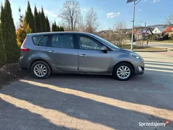 Szary Używany 2010 Renault Grand Scénic III Minivan | 9800 zł (Dobra cena)