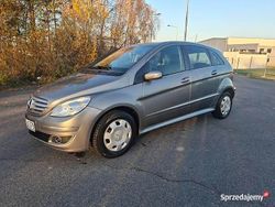 Używany 2007 Mercedes B170 Minivan | 13 500 zł (Uczciwa cena)