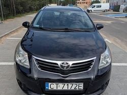 Czarny Używany 2009 Toyota Avensis Kombi | 20 900 zł (Drogi)