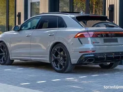 Szary Nowe 2025 Audi RS Q8 Performance SUV | 900 116 zł