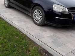 Czarny Używany 2008 VW Golf V Sedan/Limuzyna | 13 200 zł (Uczciwa cena)