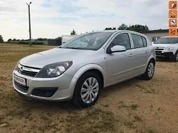 Srebrny Używany 2007 Opel Astra Hatchback | 11 900 zł (Dość drogi)