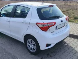Używany 2017 Toyota Yaris Hybrid | 43 999 zł (Uczciwa cena)