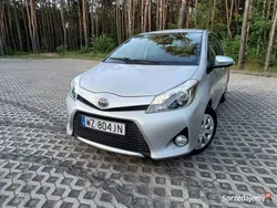 Srebrny Używany 2014 Toyota Yaris Hybrid Hatchback | 33 000 zł (Uczciwa cena)