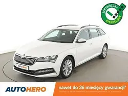 Biały Używany 2020 Skoda Superb Ambition Kombi | 86 900 zł (Uczciwa cena)