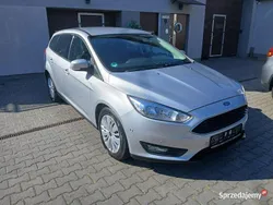 Srebrny (metalik) Używany 2018 Ford Focus Kombi | 31 900 zł (Super Cena)