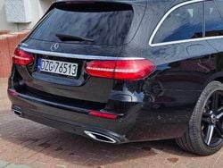 Czarny Używany 2019 Mercedes E300 Avantgarde Kombi | 149 950 zł