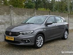 Bordowy (metalik) Używany 2017 Fiat Tipo Hatchback | 29 900 zł (Uczciwa cena)