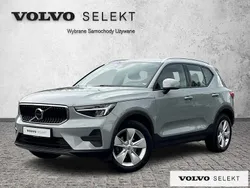 Szary Używany 2024 Volvo XC40 SUV | 154 900 zł (Uczciwa cena)