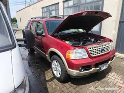 Wiśniowy Używany 2005 Ford Explorer SUV | 16 200 zł
