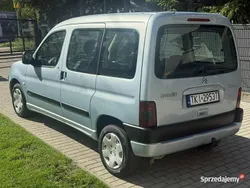 Niebieski (metalik) Używany 2004 Citroën Berlingo Minivan | 8900 zł