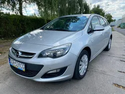 Srebrny Używany 2015 Opel Astra Kombi | 22 900 zł (Dobra cena)
