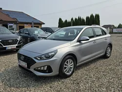 Srebrny Używany 2021 Hyundai i30 Classic Hatchback | 49 900 zł (Uczciwa cena)
