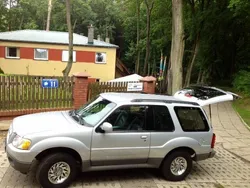 Srebrny Używany 2001 Ford Explorer SUV | 12 000 zł