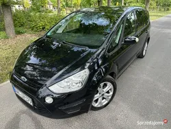 Czarny Używany 2010 Ford S-MAX S Minivan | 21 900 zł (Uczciwa cena)