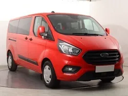Czerwony Używany 2019 Ford Transit Custom Minivan | 91 999 zł (Uczciwa cena)