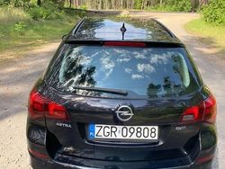 Używany 2011 Opel Astra Kombi | 27 000 zł (Drogi)