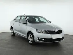 Srebrny Używany 2019 Skoda Rapid Hatchback | 38 999 zł (Uczciwa cena)