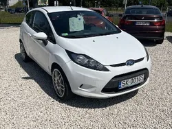 Biały Używany 2010 Ford Fiesta Hatchback | 9900 zł