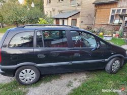 Czarny Używany 2002 Opel Zafira Minivan | 4800 zł