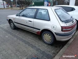 Używany 1992 Mazda 323 | 2900 zł
