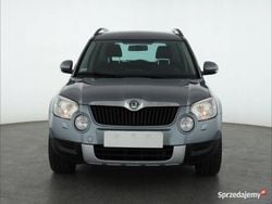 Srebrny Używany 2012 Skoda Yeti SUV | 19 999 zł (Uczciwa cena)
