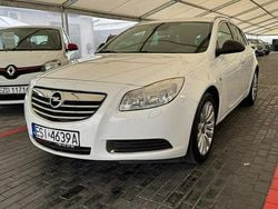 Biały Używany 2009 Opel Insignia Kombi | 18 700 zł (Dość drogi)