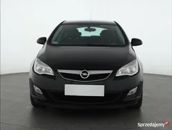 Czarny Używany 2010 Opel Astra Hatchback | 15 499 zł (Dobra cena)