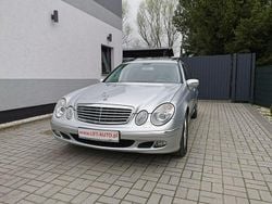 Srebrny (metalik) Używany 2005 Mercedes E280 Elegance Kombi | 19 900 zł