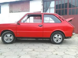 Czerwony Używany 1976 Fiat 133 Hatchback | 15 500 zł