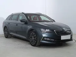 Szary Używany 2021 Skoda Superb Kombi | 109 999 zł