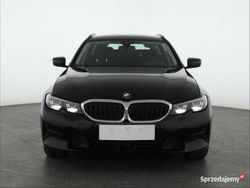 Czarny Używany 2020 BMW 318 Kombi | 73 999 zł (Dobra cena)