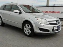Srebrny (metalik) Używany 2009 Opel Astra Sedan/Limuzyna | 11 800 zł (Uczciwa cena)