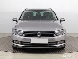 Srebrny Używany 2017 VW Passat Kombi | 60 999 zł (Dobra cena)