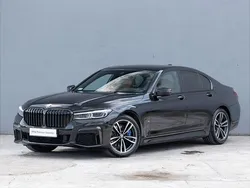 Czarny szafir metalizowany Używany 2022 BMW 740L Shadowline Sedan/Limuzyna | 299 900 zł