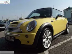 Żółty Używany 2003 Mini Cooper Hatchback | 19 900 zł