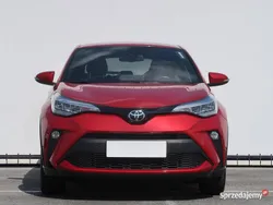 Czerwony Używany 2019 Toyota C-HR SUV | 81 499 zł (Uczciwa cena)