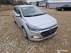Srebrny Używany 2016 Hyundai i20 Hatchback | 29 900 zł (Uczciwa cena)