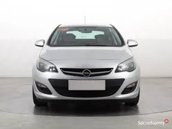Srebrny Używany 2018 Opel Astra Sedan/Limuzyna | 33 999 zł (Dobra cena)