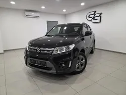 Czarny Używany 2017 Suzuki Vitara SUV | 64 900 zł (Uczciwa cena)