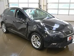 Czarny Używany 2015 Seat Leon Kombi | 12 500 zł