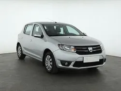 Srebrny Używany 2016 Dacia Sandero Hatchback | 19 999 zł (Uczciwa cena)