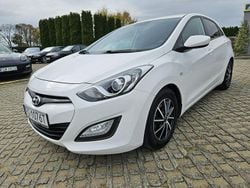 Biały Używany 2014 Hyundai i30 Hatchback | 35 000 zł (Uczciwa cena)