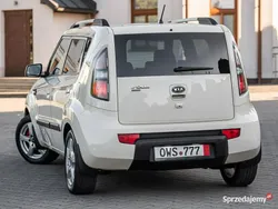 Biały (metalik) Używany 2009 Kia Soul 2 SUV | 18 700 zł (Uczciwa cena)